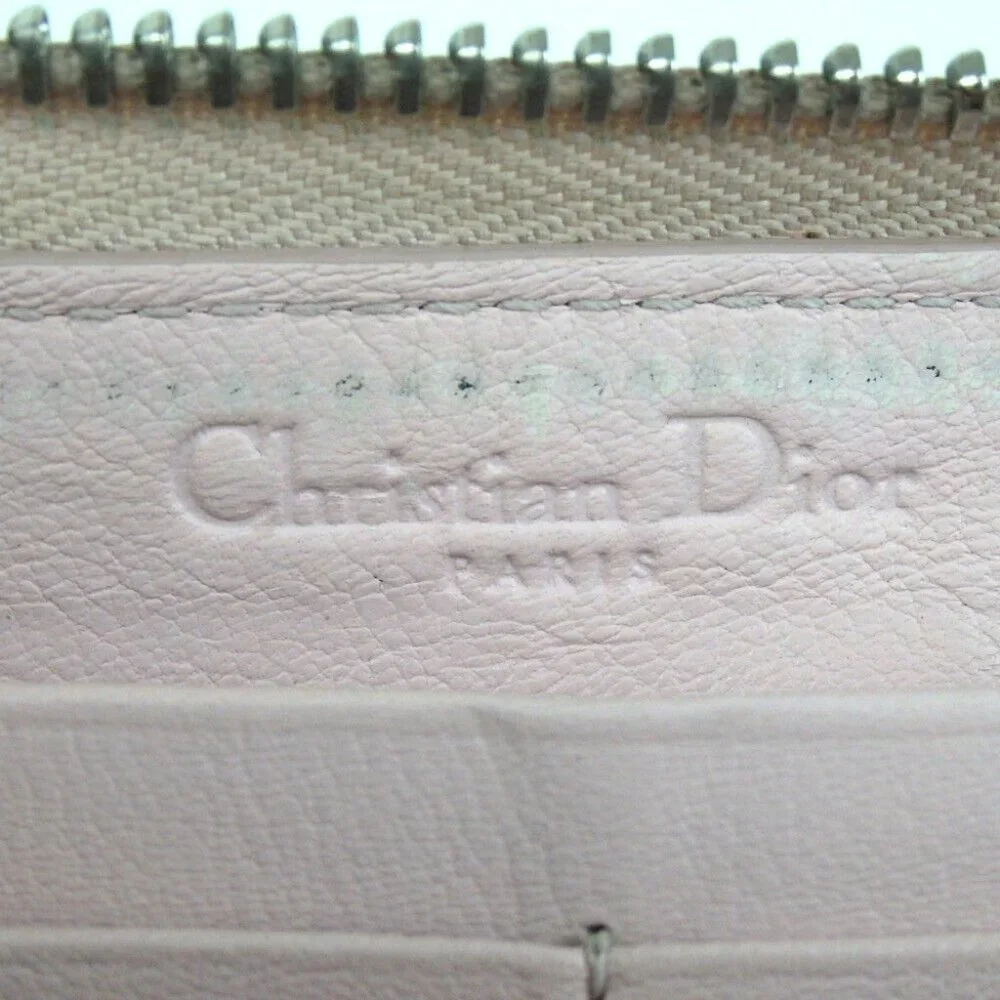 Authentic Christian Dior 25MA0114 Lady Dior Canage Stitch purse
